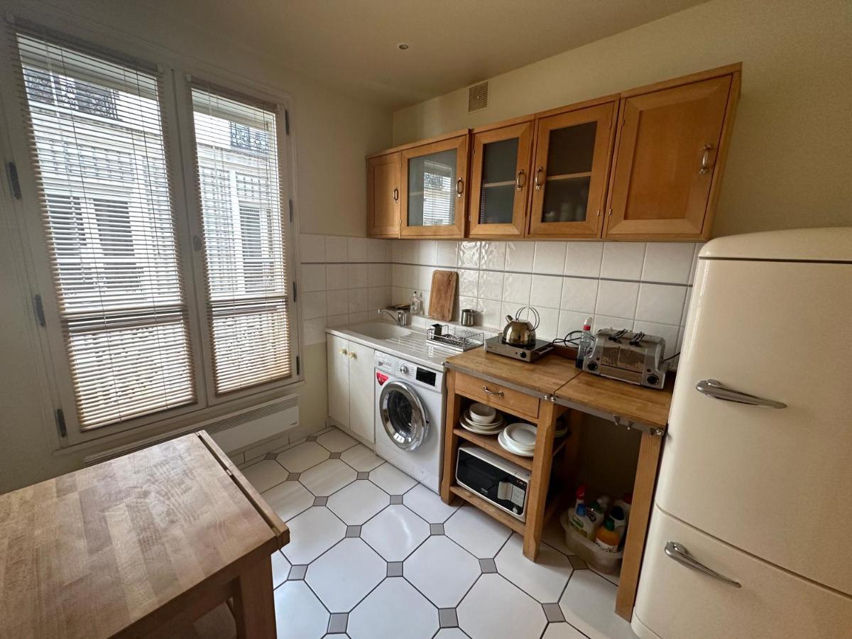 70 Sqm In 75008 Apartamento